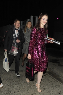 Sophie Ellis-Bextor feet photo thumbnail