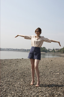 Sophie Ellis-Bextor feet photo thumbnail