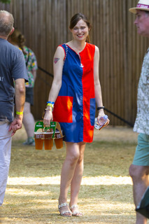 Sophie Ellis-Bextor feet photo thumbnail