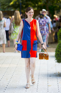 Sophie Ellis-Bextor feet photo thumbnail