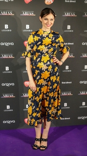 Sophie Ellis-Bextor feet photo thumbnail