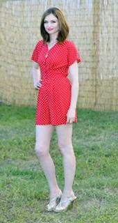 Sophie Ellis-Bextor feet photo thumbnail