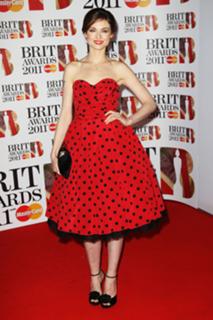 Sophie Ellis-Bextor feet photo thumbnail