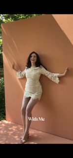 Sophie Ellis-Bextor feet photo thumbnail