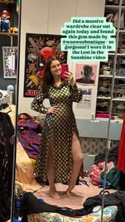 Sophie Ellis-Bextor feet photo thumbnail