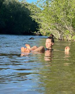 Sophie Hawley-Weld feet photo 10