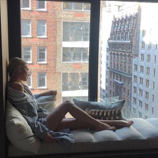 Sophie Hermann feet photo 12