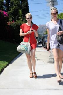 Sophie Monk feet photo thumbnail