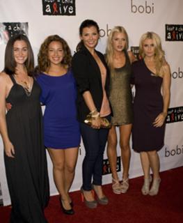 Sophie Monk feet photo thumbnail