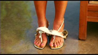 Sophie Monk feet photo thumbnail