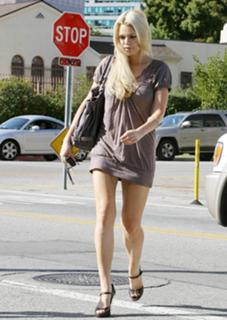 Sophie Monk feet photo thumbnail