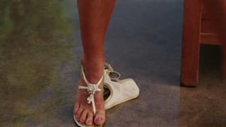 Sophie Monk feet photo thumbnail