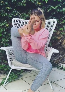 Sophie Monk feet photo thumbnail
