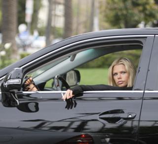 Sophie Monk feet photo thumbnail