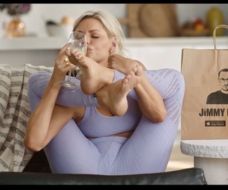 Sophie Monk feet photo thumbnail