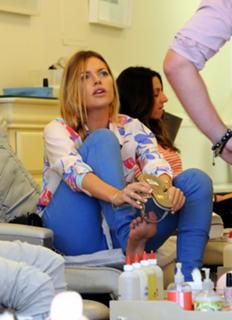 Sophie Monk feet photo thumbnail