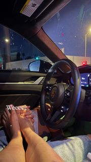 Sophie Mudd feet photo thumbnail