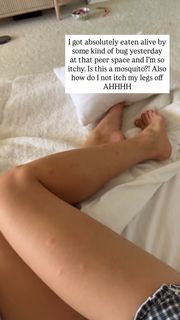 Sophie Mudd feet photo thumbnail