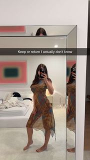 Sophie Mudd feet photo thumbnail