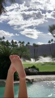 Sophie Mudd feet photo 2