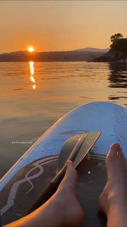 Sophie Nélisse feet photo thumbnail