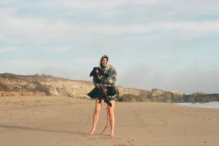 Sophie Nélisse feet photo thumbnail