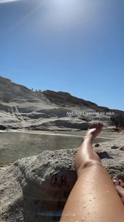 Sophie Nélisse feet photo thumbnail