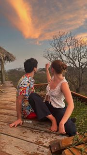 Sophie Nélisse feet photo thumbnail