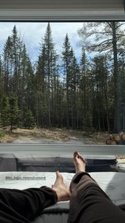 Sophie Nélisse feet photo thumbnail