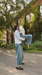 Sophie Nélisse feet photo thumbnail