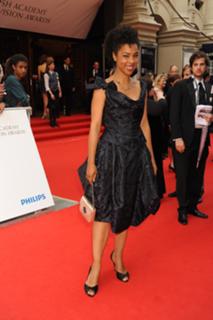 Sophie Okonedo feet photo 7