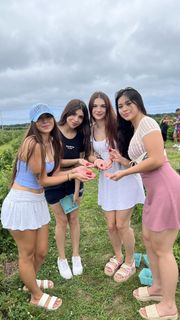 Sophie Rain feet photo thumbnail