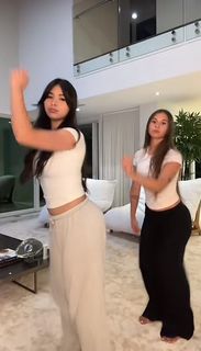 Sophie Rain feet photo thumbnail