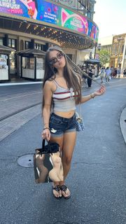 Sophie Rain feet photo thumbnail