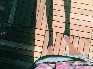 Sophie Reynolds feet photo 12