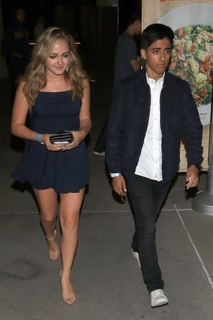 Sophie Reynolds feet photo 20