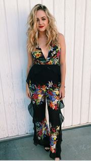 Sophie Reynolds feet photo 10