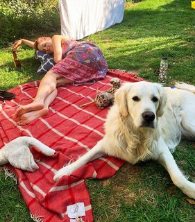 Sophie Rundle feet photo thumbnail
