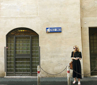 Sophie Rundle feet photo thumbnail