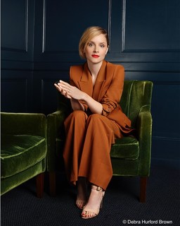 Sophie Rundle feet photo thumbnail