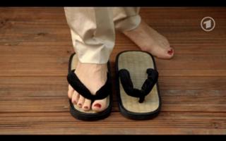 Sophie Schütt feet photo thumbnail