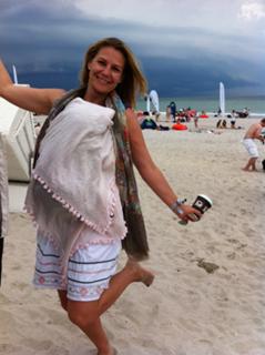 Sophie Schütt feet photo thumbnail