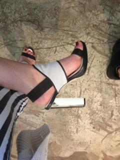 Sophie Simmons feet photo thumbnail