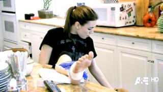 Sophie Simmons feet photo thumbnail