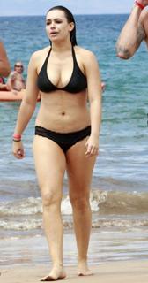 Sophie Simmons feet photo thumbnail