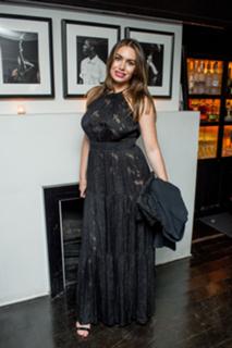 Sophie Simmons feet photo thumbnail