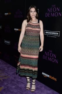 Sophie Simmons feet photo thumbnail