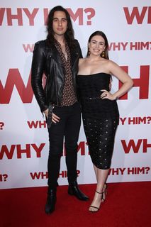 Sophie Simmons feet photo thumbnail