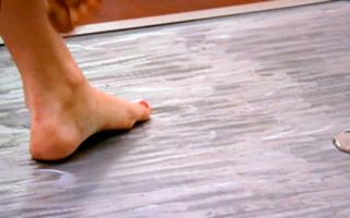 Sophie Simmons feet photo thumbnail