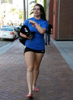 Sophie Simmons feet photo thumbnail